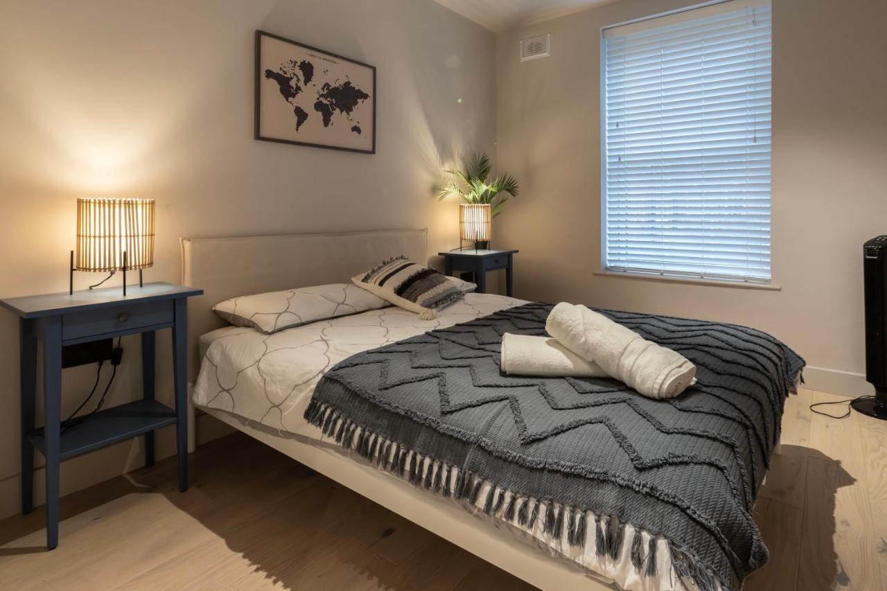 런던 Amazing Property In Zone 1 아파트 외부 사진
