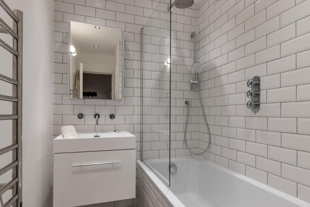 런던 Amazing Property In Zone 1 아파트 외부 사진